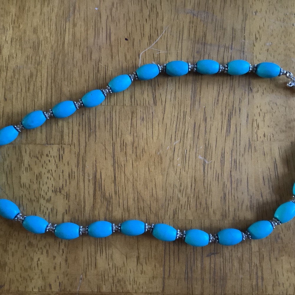 TURQUOISE NECKLACE